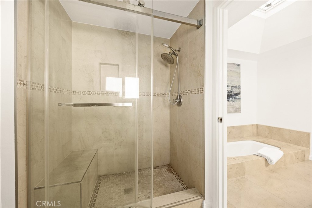 435 Fairview Avenue 11