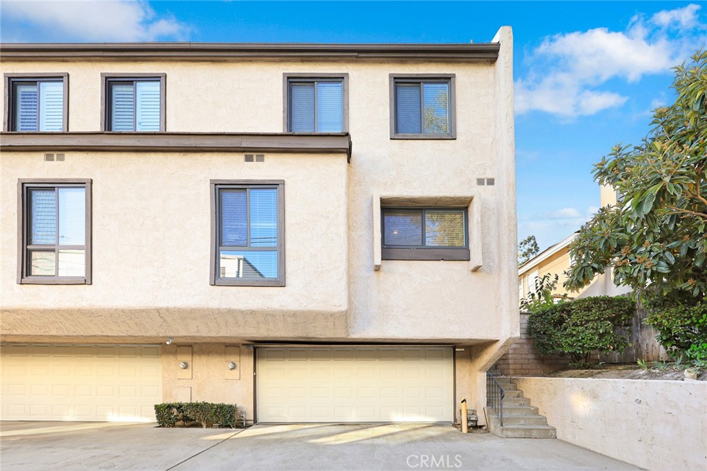 435 Fairview Avenue 11