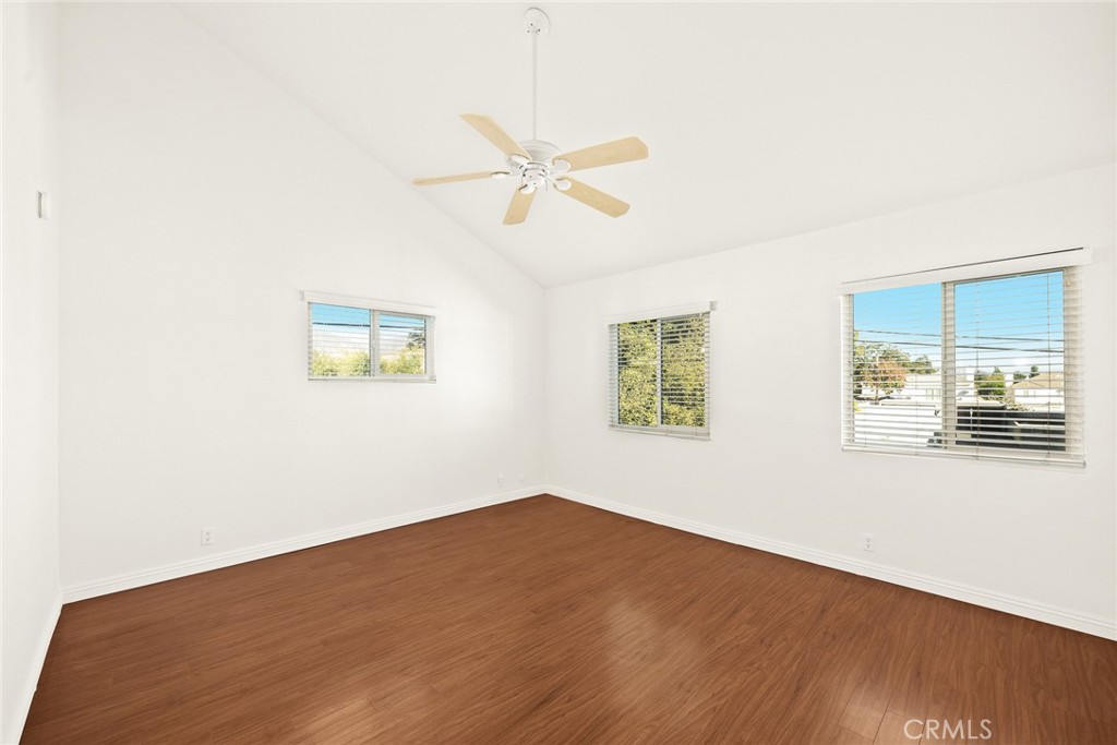 435 Fairview Avenue 11