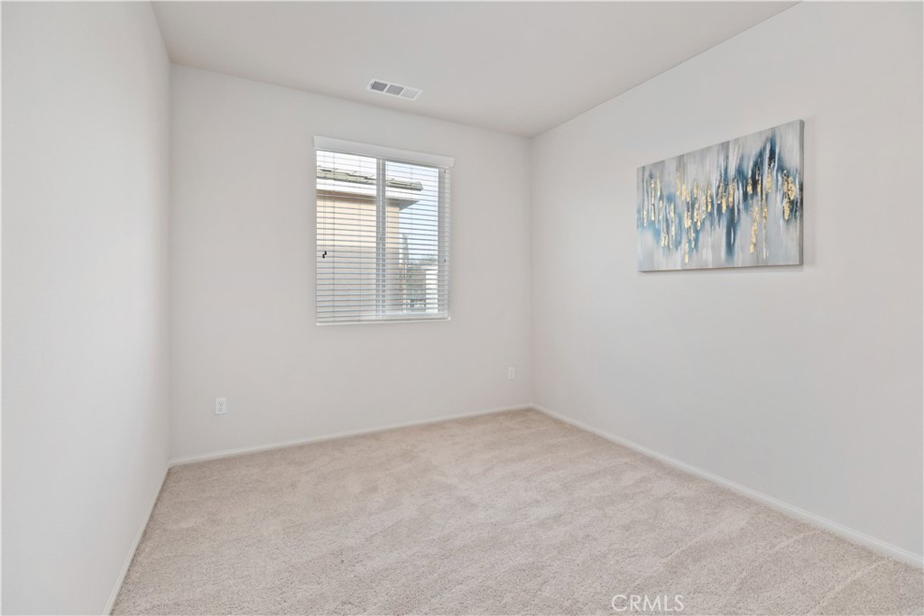 255 Lockhart Way
