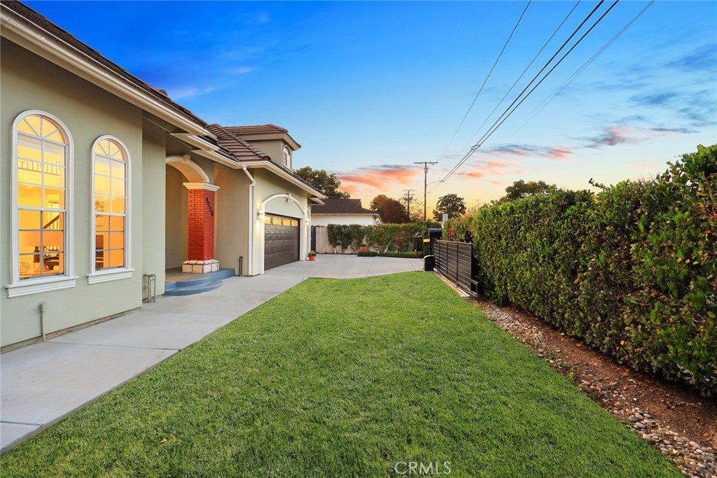 9050 Garibaldi Avenue