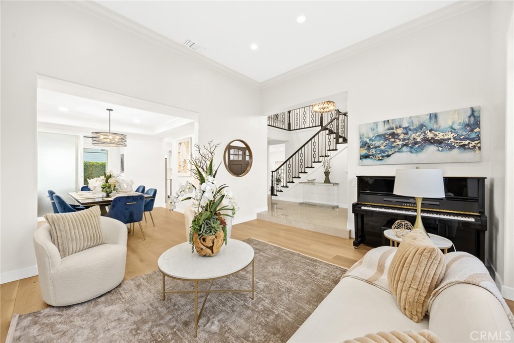 9050 Garibaldi Avenue