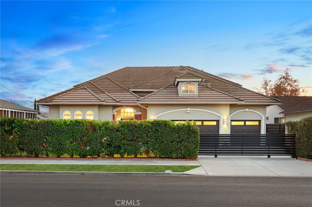 9050 Garibaldi Avenue