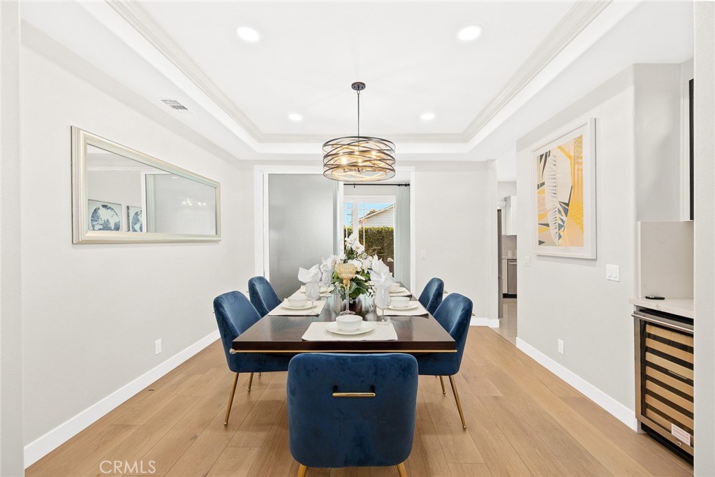 9050 Garibaldi Avenue