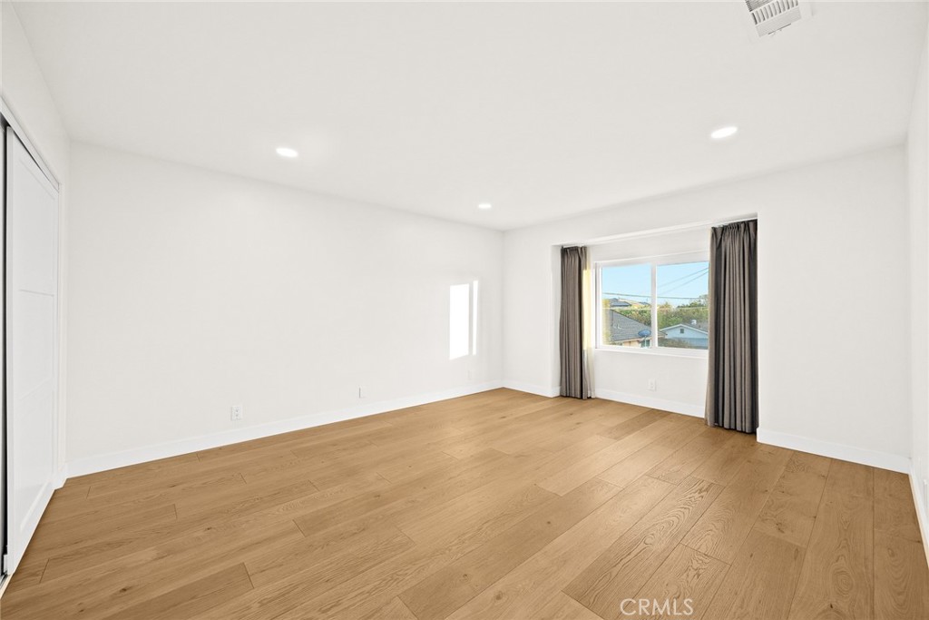 9050 Garibaldi Avenue