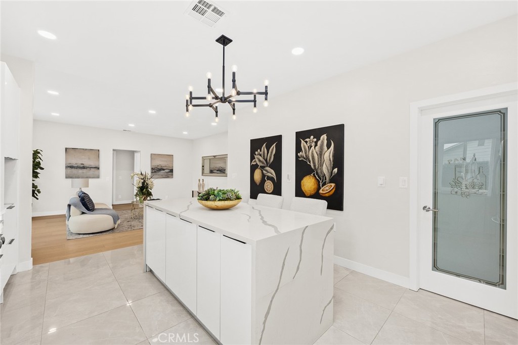 9050 Garibaldi Avenue