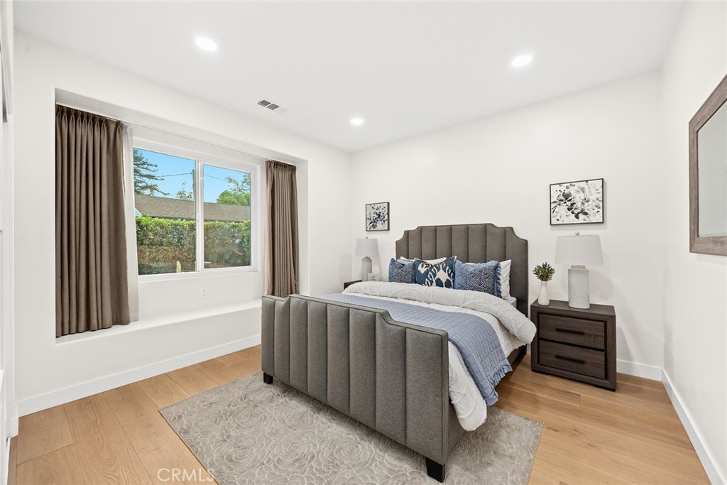 9050 Garibaldi Avenue