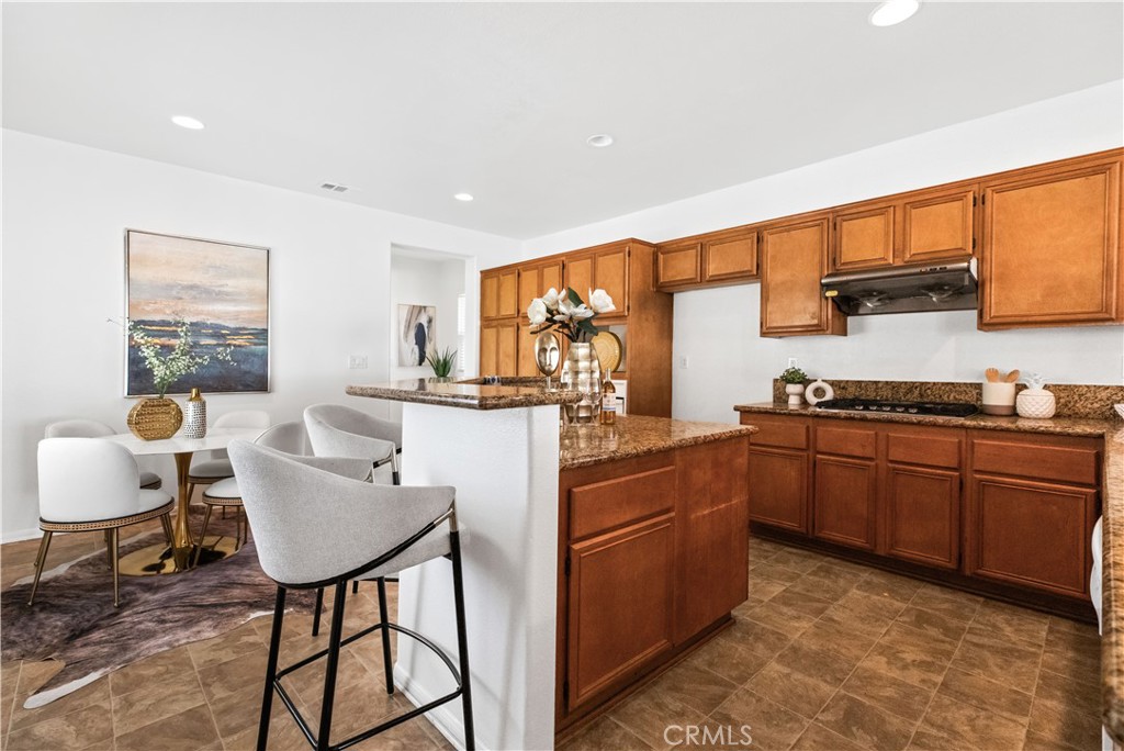 13252 Early Crimson Street