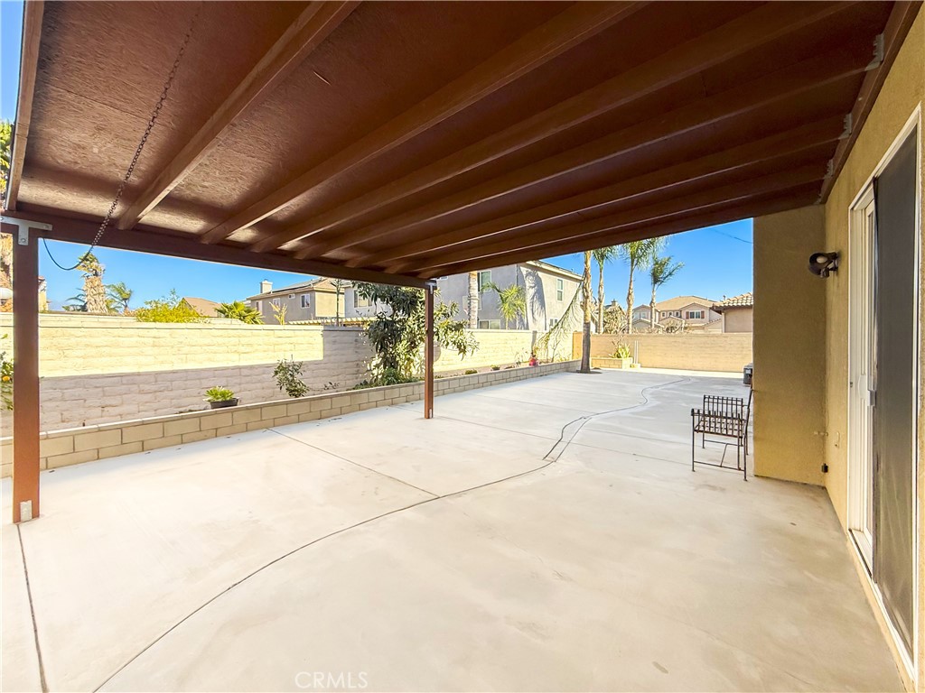 13252 Early Crimson Street