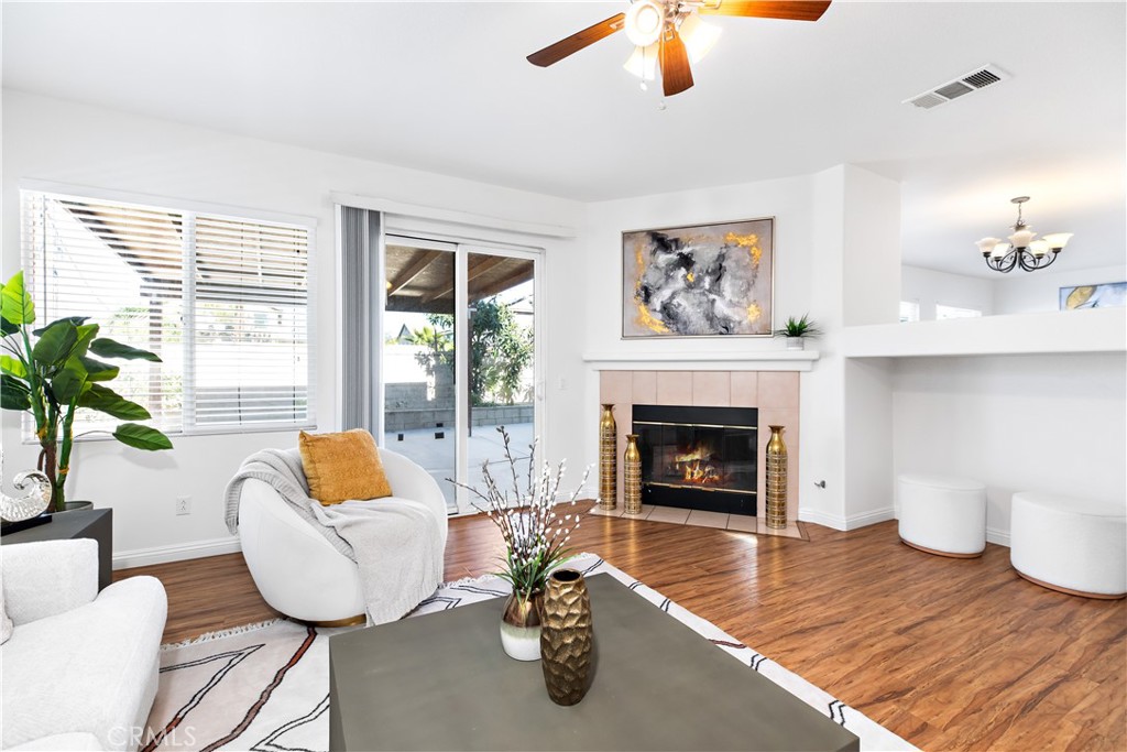 13252 Early Crimson Street