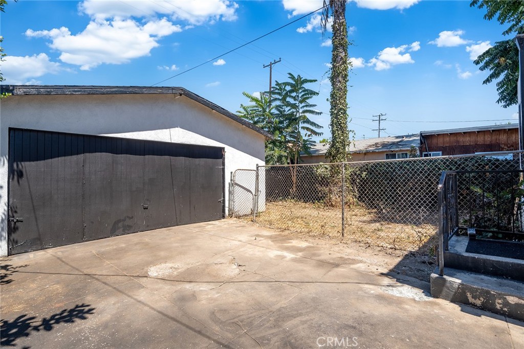 1235 E 87th Street