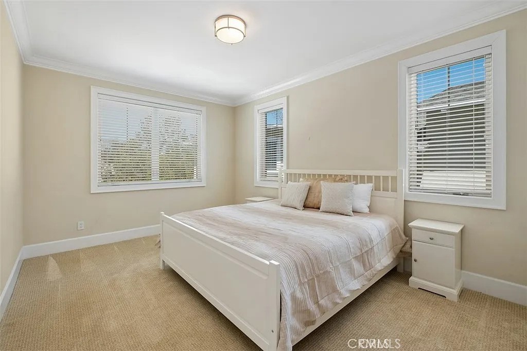 4 Summer House Lane