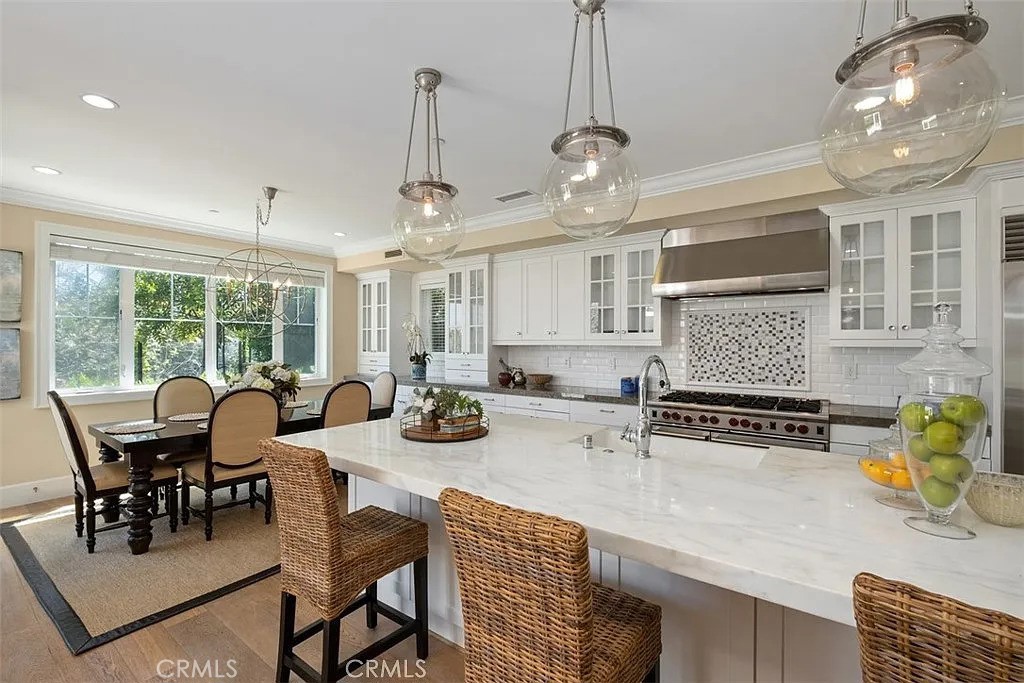 4 Summer House Lane