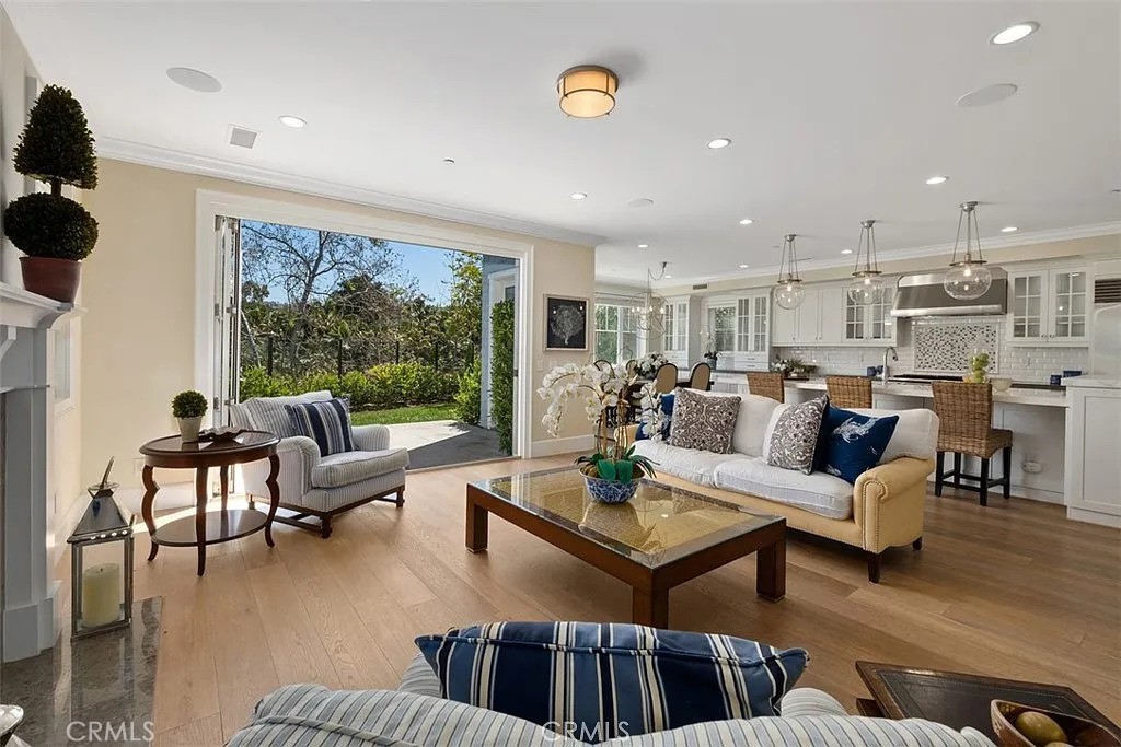 4 Summer House Lane