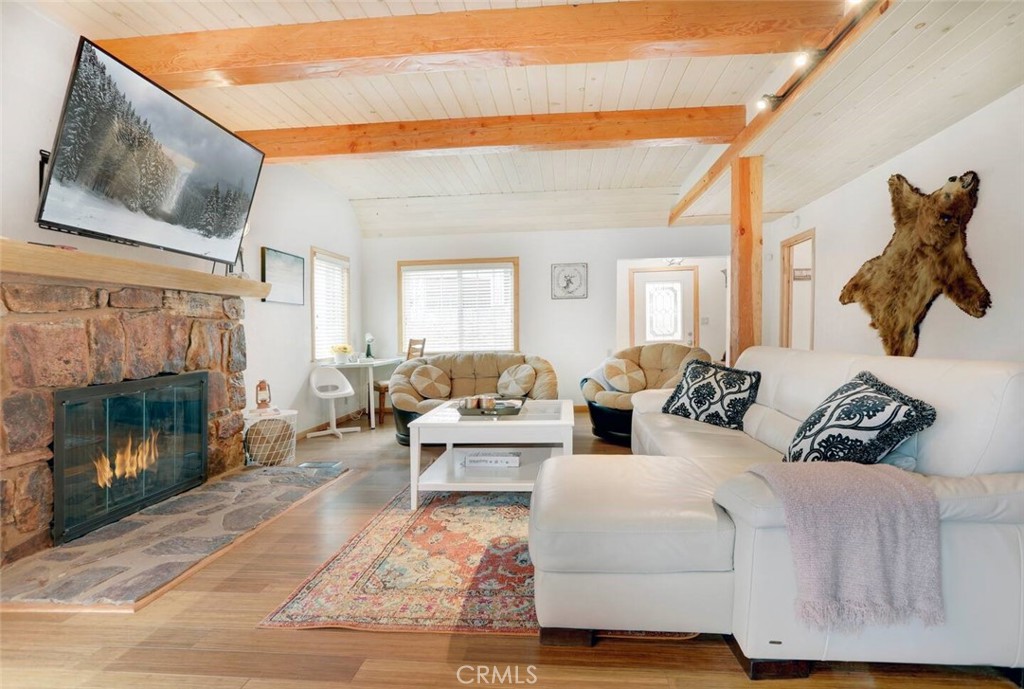 40284 Lakeview Drive