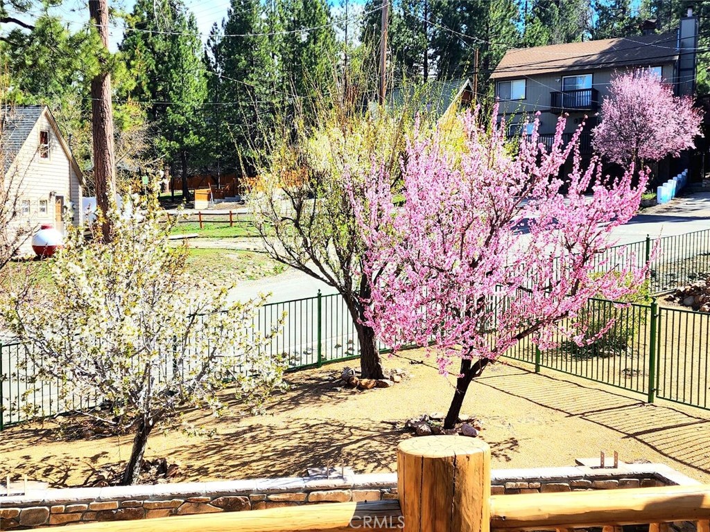 40284 Lakeview Drive