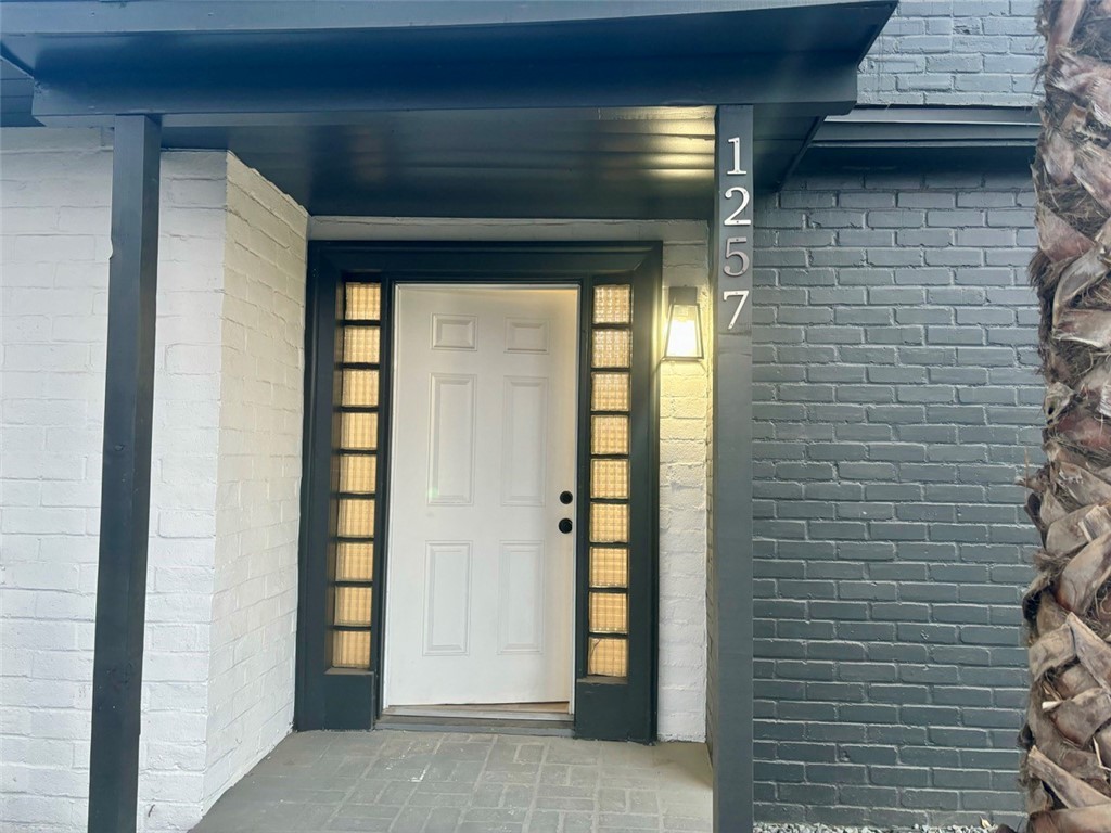 1257 W 9TH