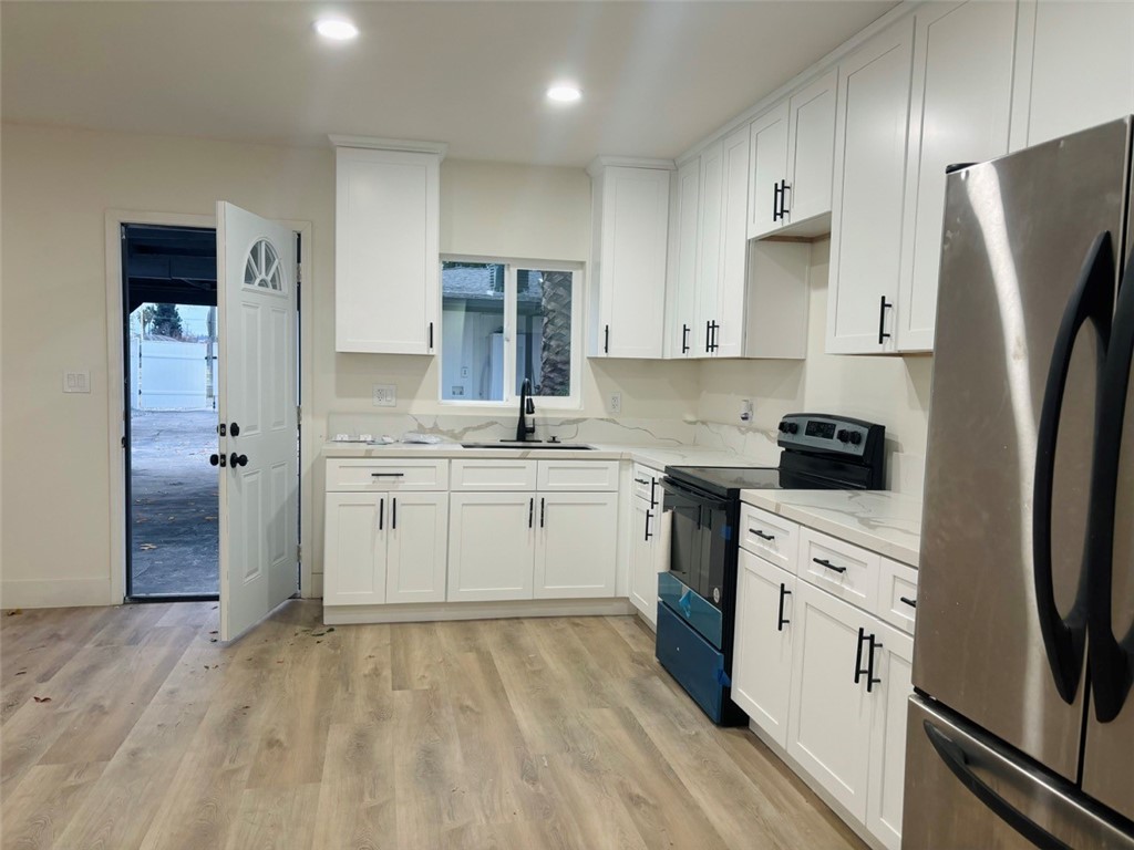 1255 W 9TH STREET