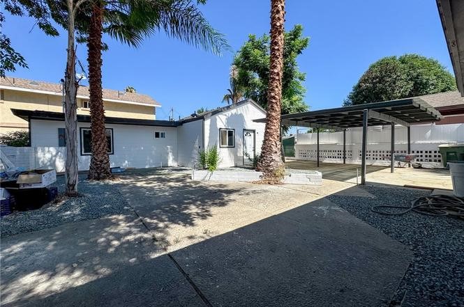 1255 W 9TH STREET