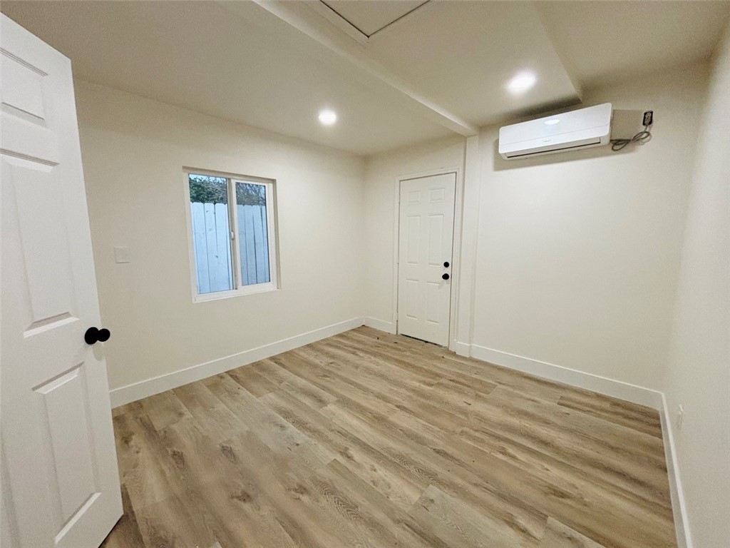 1255 W 9TH STREET