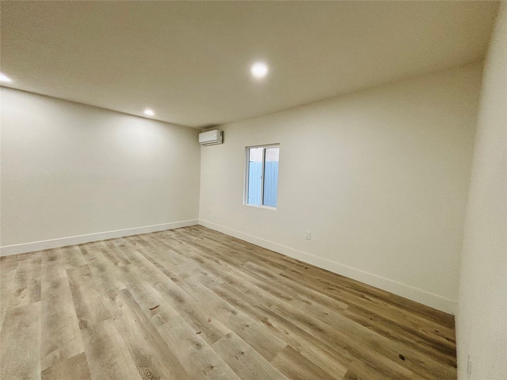 1255 W 9TH STREET