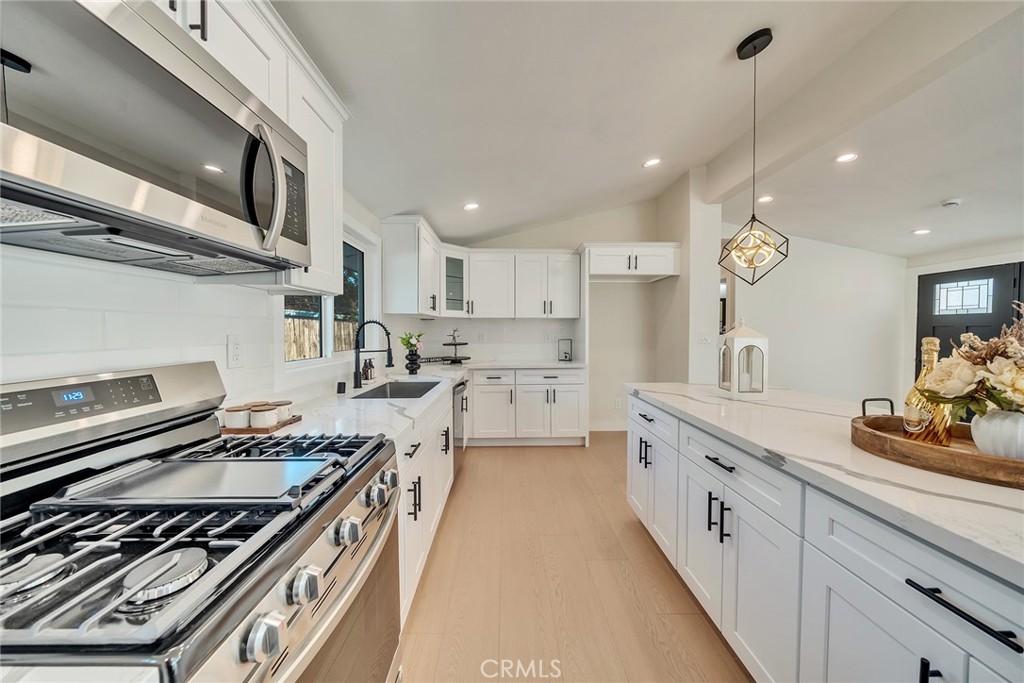 2431 Santa Ysabel Avenue