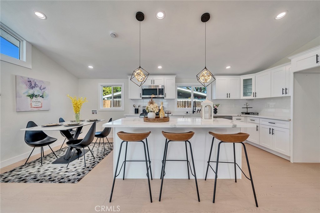 2431 Santa Ysabel Avenue