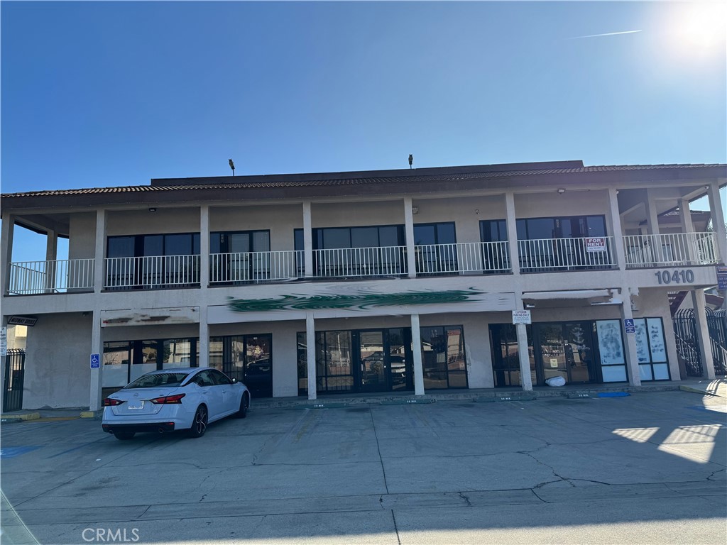 10410 Lower Azusa Road 204