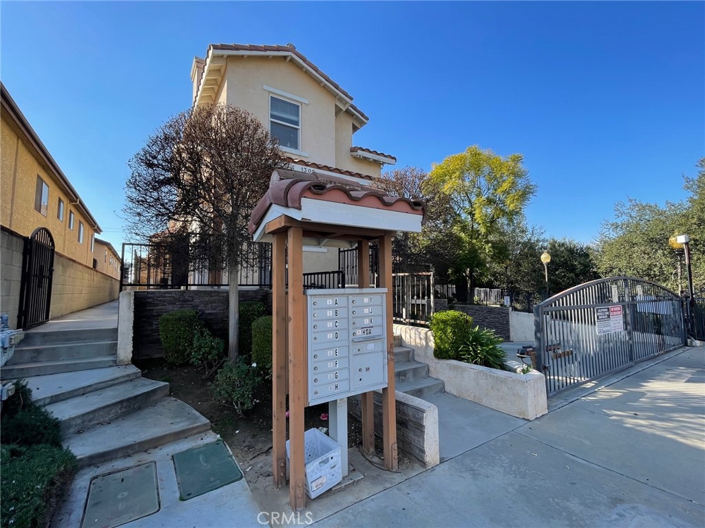 1309 Stevens Avenue E