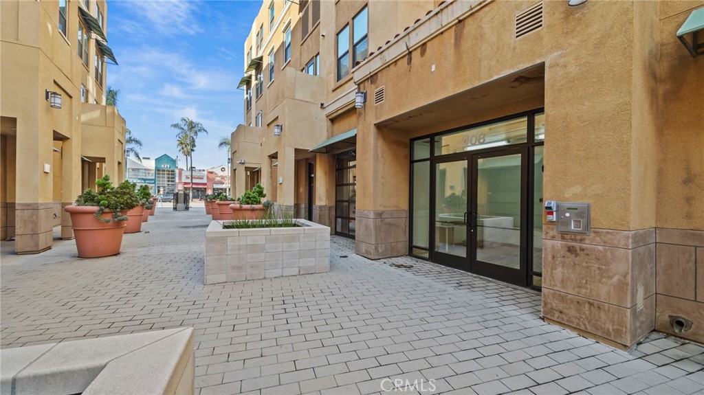 408 W Main Street 3E