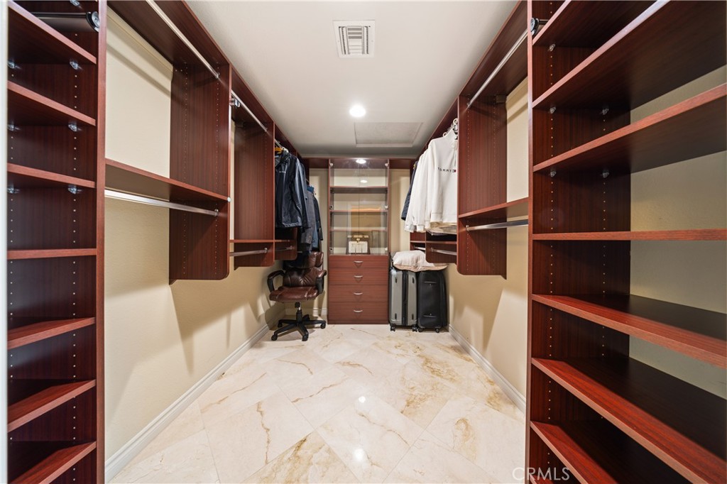 3214 Montellano Avenue