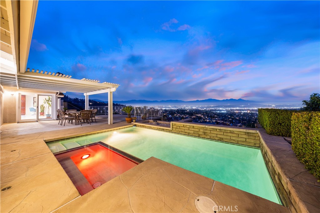 3214 Montellano Avenue