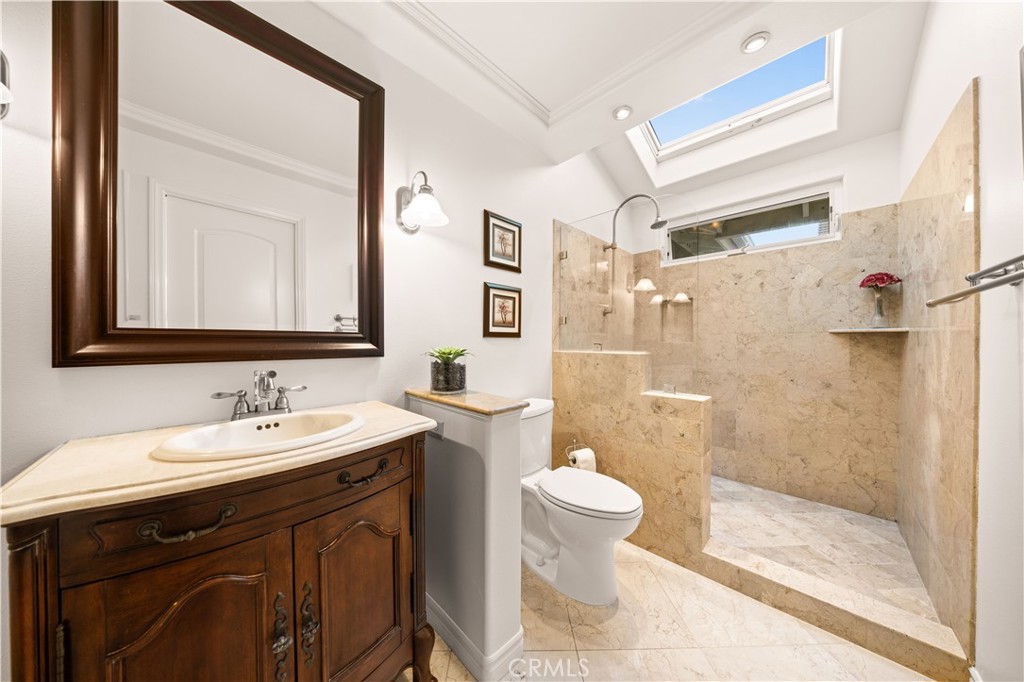 3214 Montellano Avenue