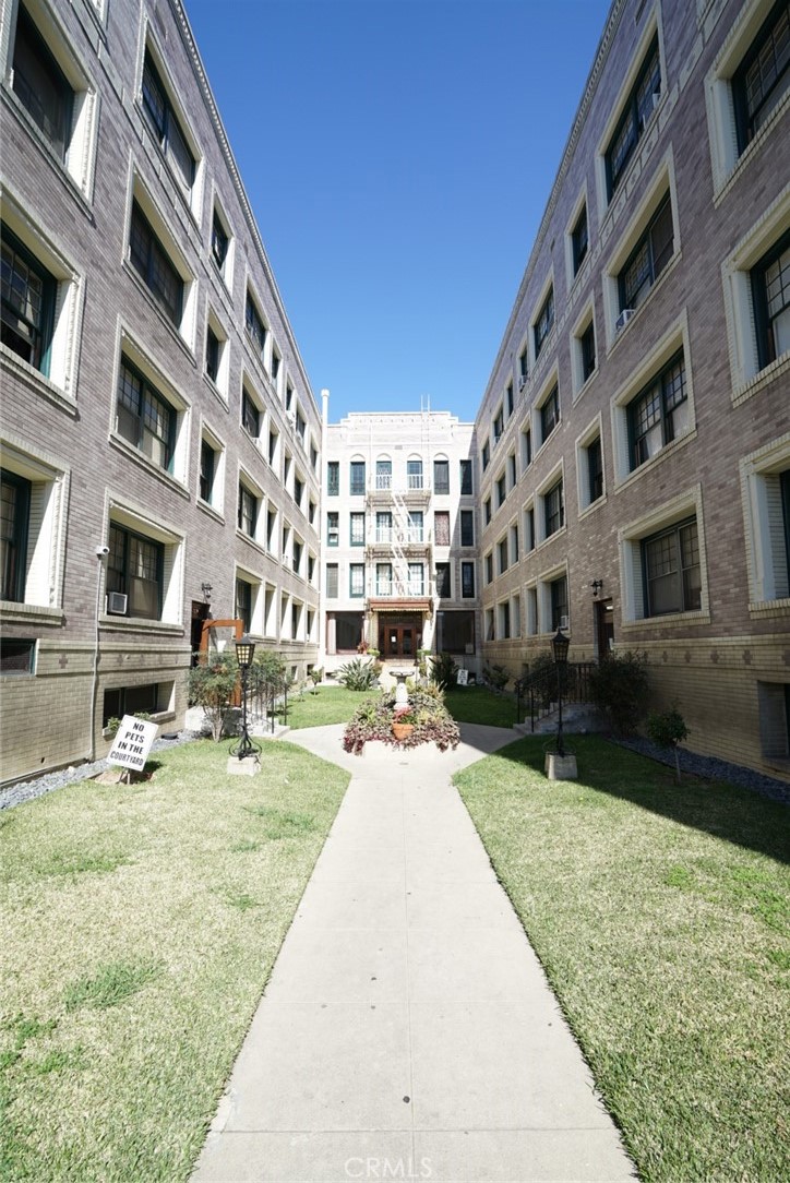 2121 James M Wood Boulevard 215
