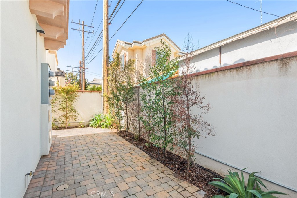 159 Alice Street C