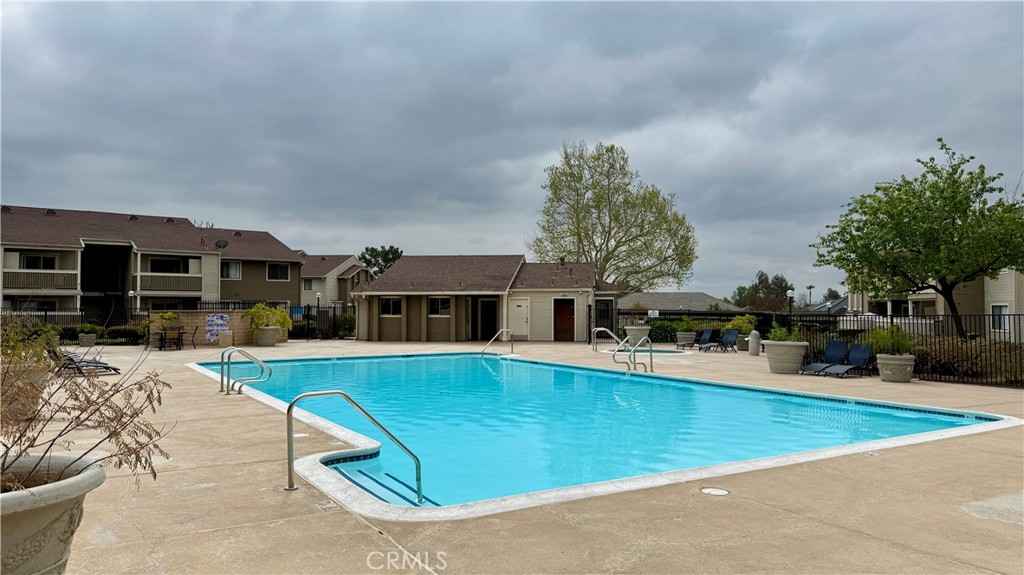 1309 W Mission Boulevard 33