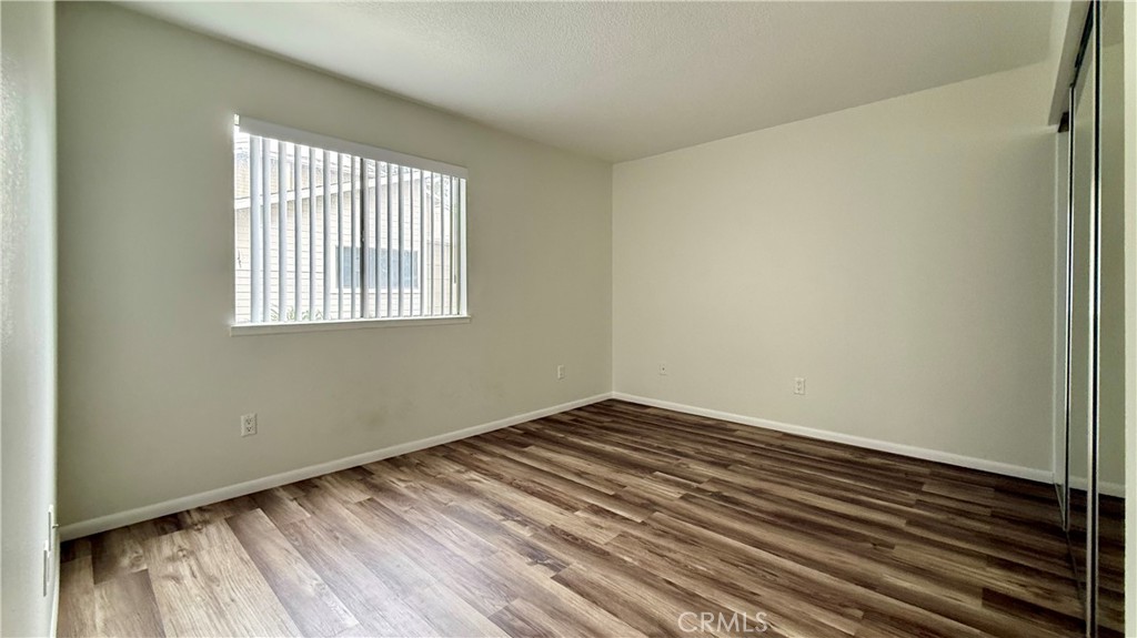 1309 W Mission Boulevard 33