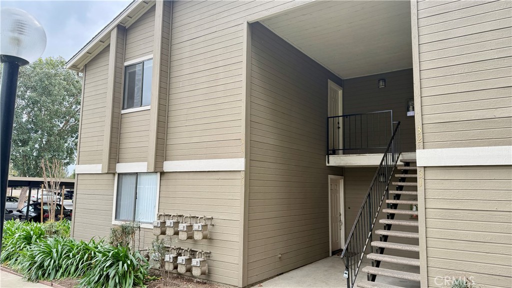 1309 W Mission Boulevard 33