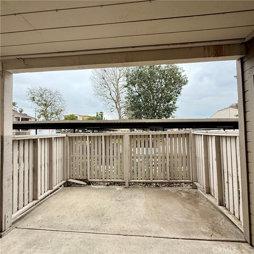 1309 W Mission Boulevard 33