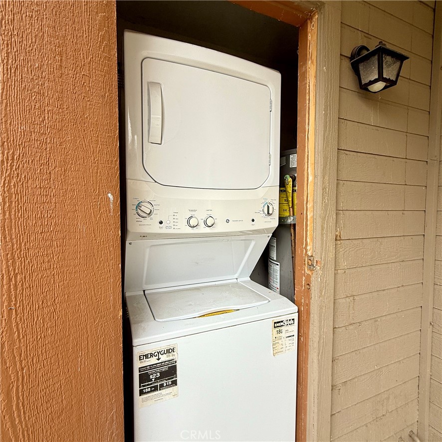 1309 W Mission Boulevard 33