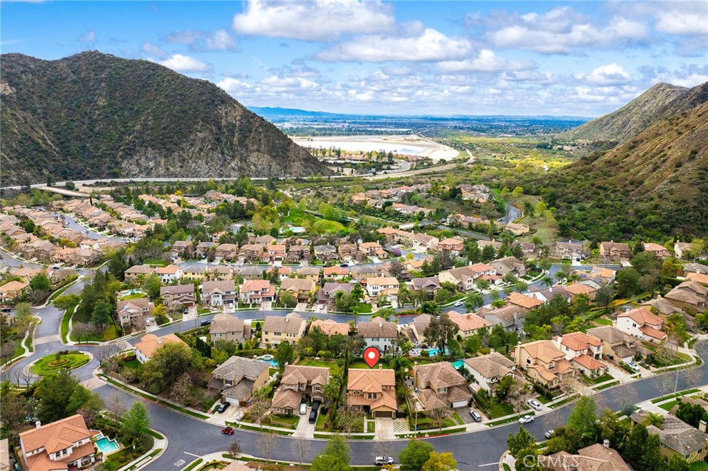 32 Mountain Laurel Way