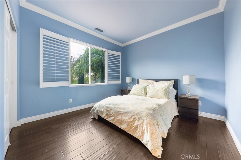 32 Mountain Laurel Way