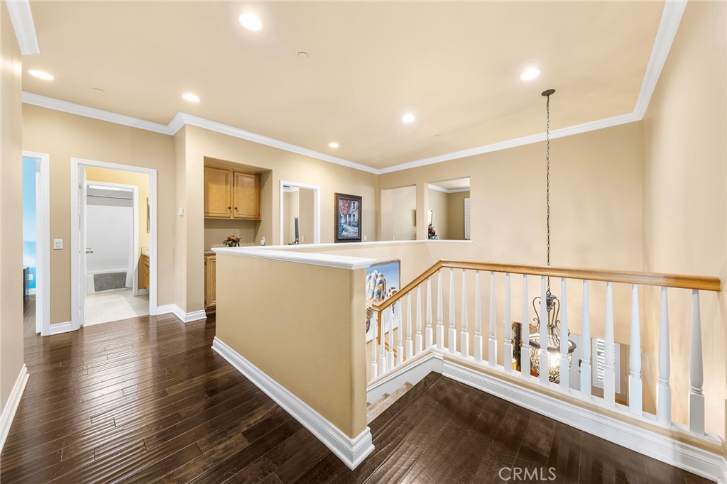 32 Mountain Laurel Way