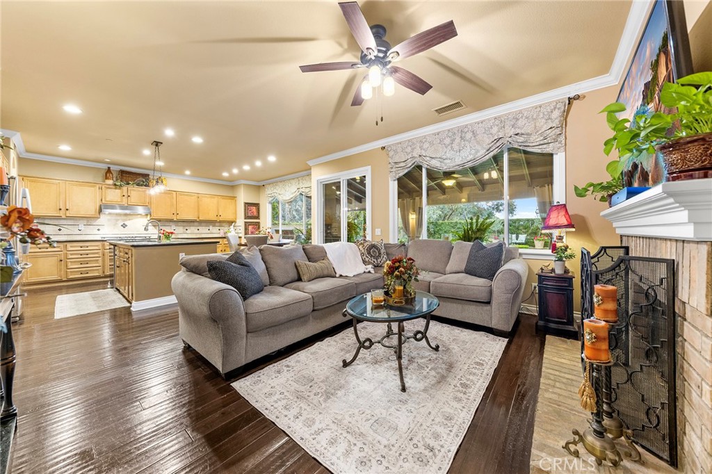 32 Mountain Laurel Way