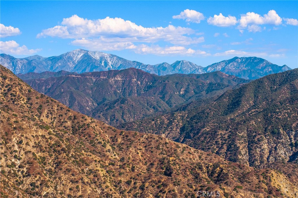 32 Mountain Laurel Way