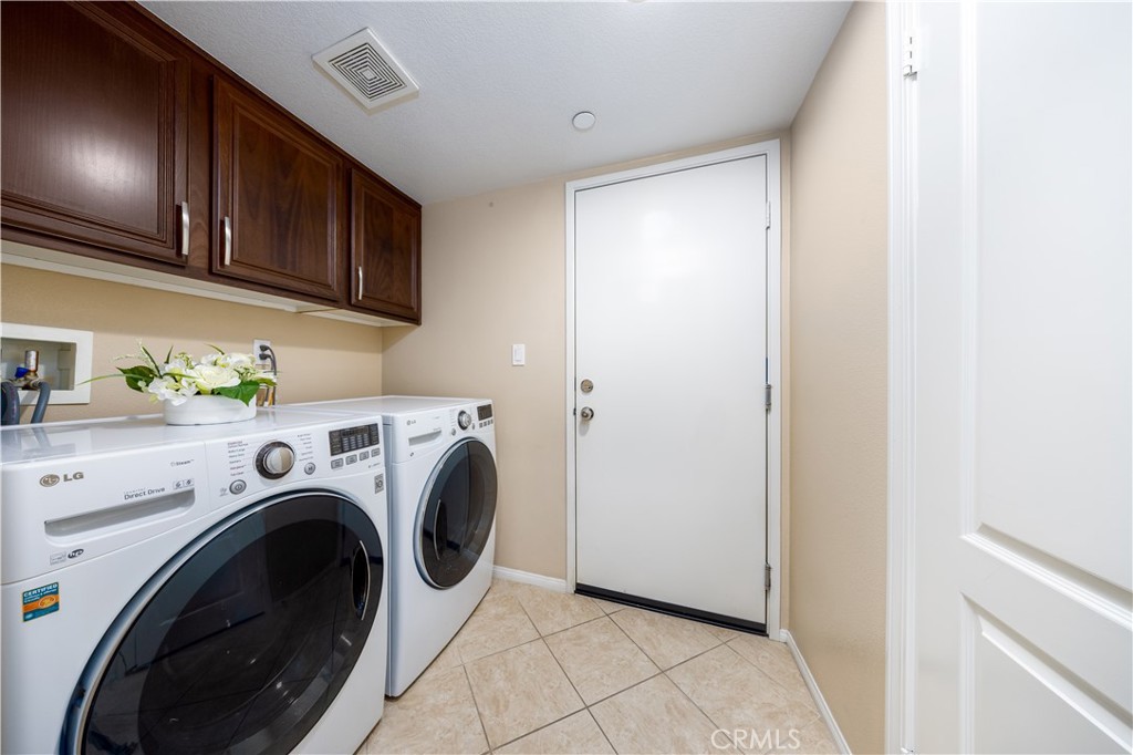 17871 Shady View Drive 406