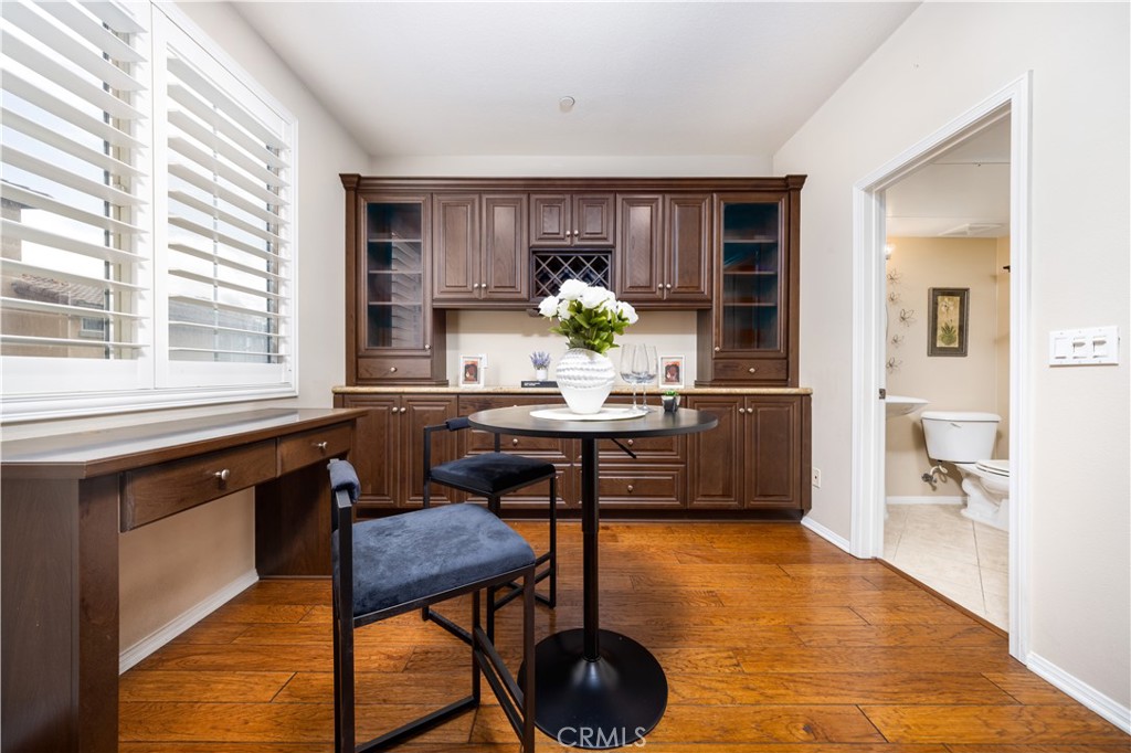 17871 Shady View Drive 406