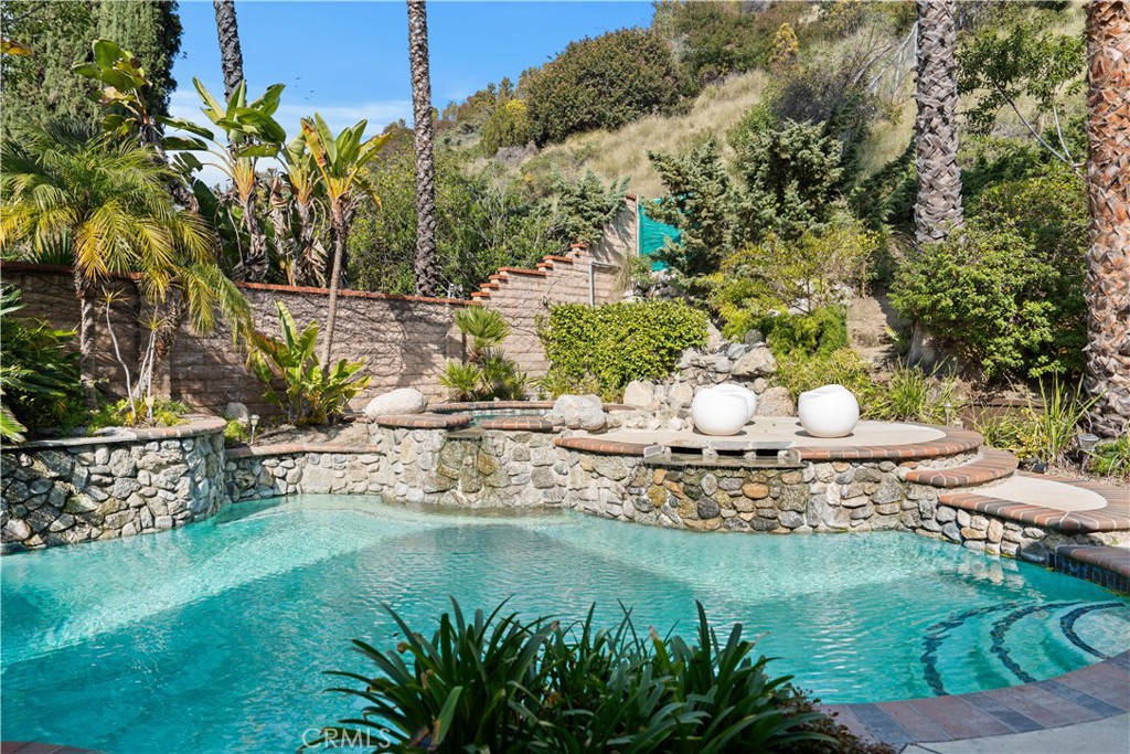 7923 Electra Drive