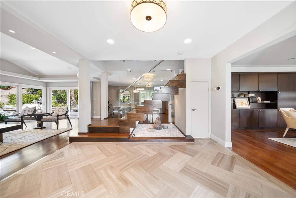 7923 Electra Drive