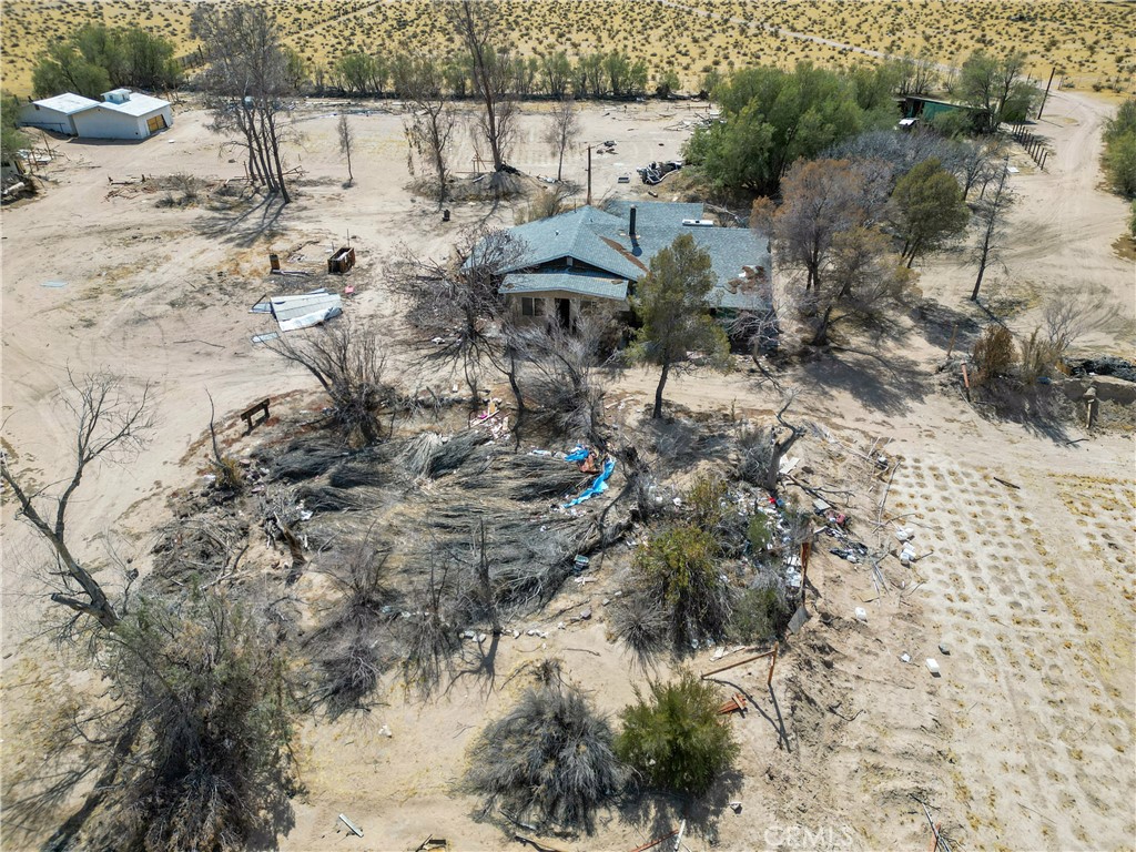 45200 Camelot Drive